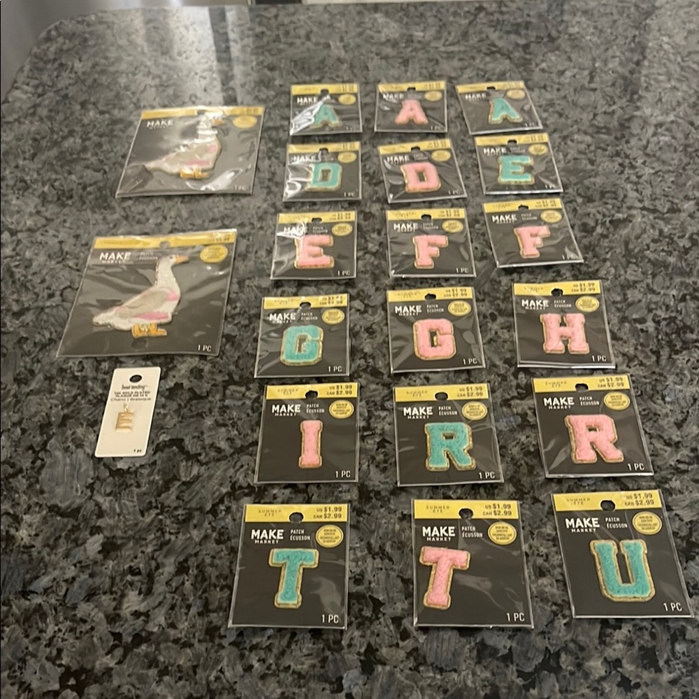 🪿NWT - Alphabet Iron-On Patches
